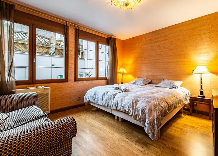 Apartment Le 42 Authentique Terrasse Et Parking Prive Dijon