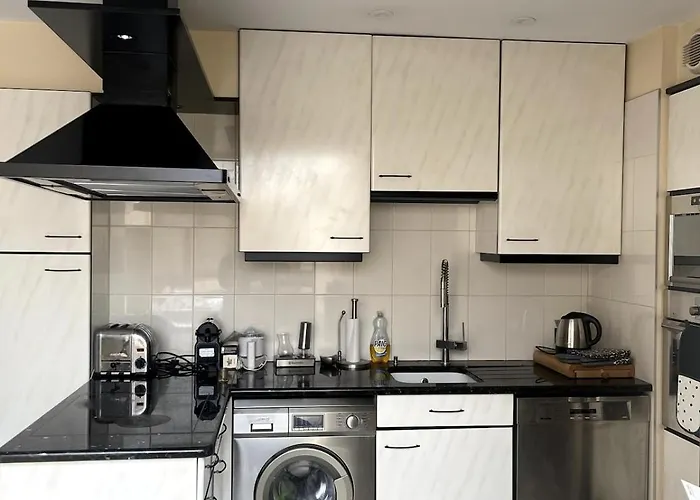 Le 42 Authentique Terrasse Et Parking Prive Dijon