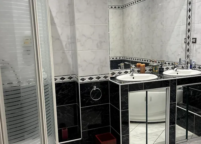 Apartament Le 42 Authentique Terrasse Et Parking Prive