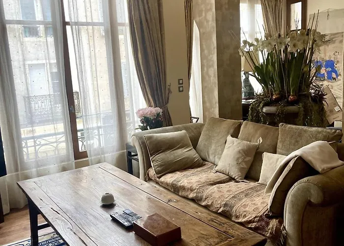 Le 42 Authentique Terrasse Et Parking Prive Apartment *