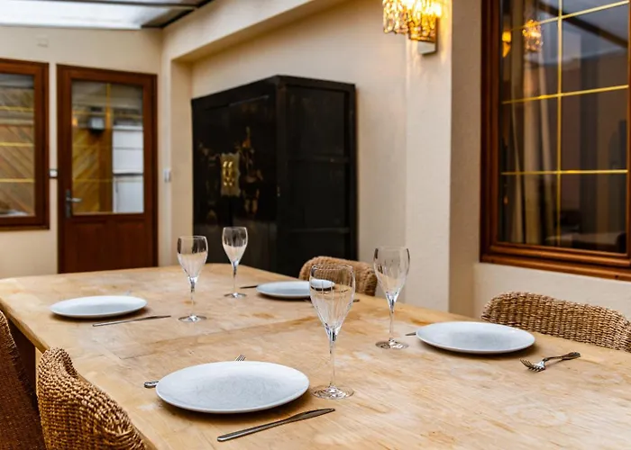 Apartment Le 42 Authentique Terrasse Et Parking Prive *