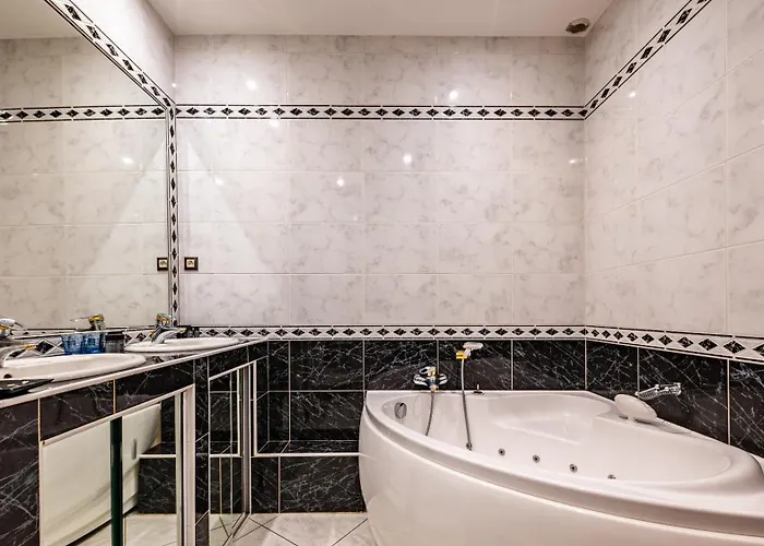 Le 42 Authentique Terrasse Et Parking Prive *